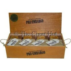 Vuelta Abajo Pre-Embargo Cuban Toro, Package Qty: Box of 100 (4 Bundles of 25 Cigars)