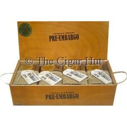 Vuelta Abajo Pre-Embargo Cuban Torpedo, Package Qty: Box of 100 (4 Bundles of 25 Cigars)