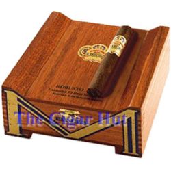 Diamond Crown Maximus No. 5, Package Qty: Box of 20 Cigars