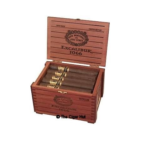 Hoyo de Monterrey Excalibur 1066 Merlin - Box of 20 Cigars