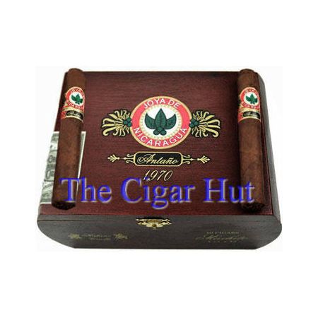 Joya de Nicaragua Antaño 1970 Machito - Box of 20 Cigars, Package Qty: Box of 20 Cigars